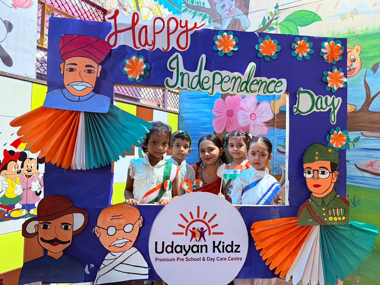 Independence day celebration at Udayan kidz sec-08