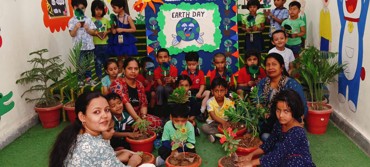 EARTH DAY  CELEBRATION  AT  UDAYAN KIDZ ASHIYANA NAGAR ,PATNA.