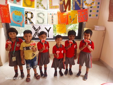 GRANDPARENTS DAY CELEBRATION AT UDAYAN KIDZ SEC 108