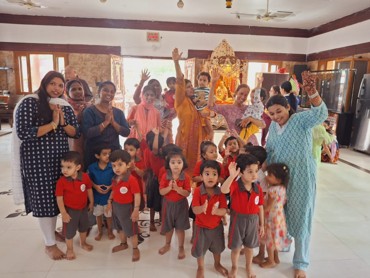 Little Minds Bloom at Udayan kidz, Sector 13's Best Kidz School"