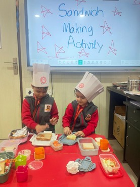 Sandwich making activity