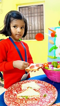 SANDWICH MAKING ACTIVITY AT UDAYAN KIDZ ASHIYANA NAGAR, PATNA