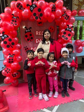 UK 13 Red Day Delight Celebration in Kindergarten!