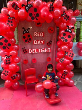 UK 13 Red Day Delight Celebration in Kindergarten!