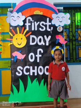 FIRST DAY OF THE SCHOOL
