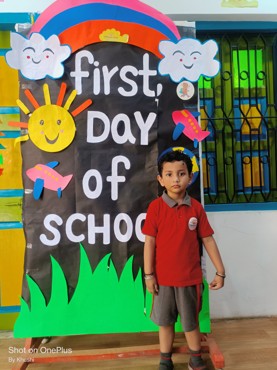 FIRST DAY OF THE SCHOOL