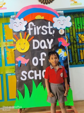 FIRST DAY OF THE SCHOOL