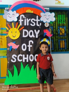 FIRST DAY OF THE SCHOOL