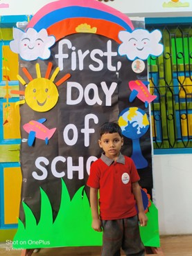 FIRST DAY OF THE SCHOOL