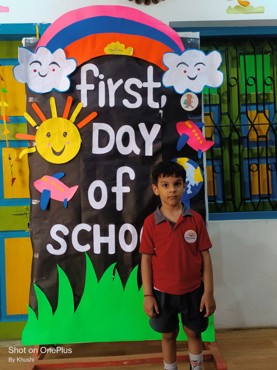 FIRST DAY OF THE SCHOOL