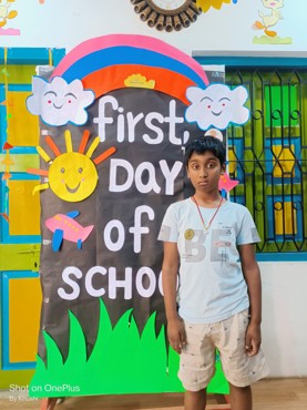 FIRST DAY OF THE SCHOOL