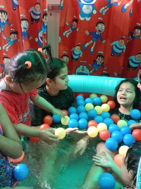 Splash pool