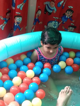 Splash pool