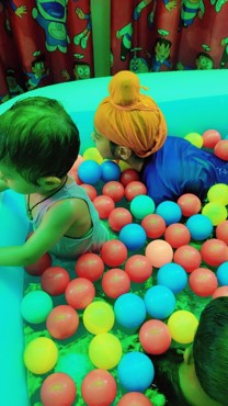 Splash pool
