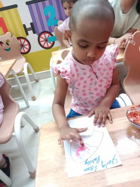 SHAVING FOAM PAINTING