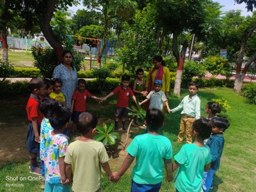 GREEN DAY DELIGHT AT AG COLONY PATNA
