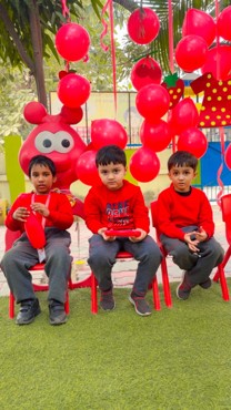 RED DAY DELIGHT AT AG COLONY PATNA