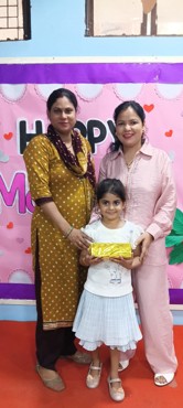 mothers day celebration in udayan kidz