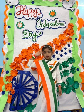 Independence day celebration at Udayan kidz sec-08