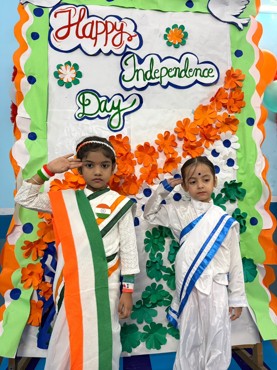Independence day celebration at Udayan kidz sec-08