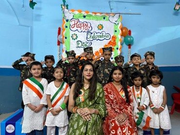 Independence day celebration at Udayan kidz sec-08