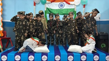 Independence day celebration at Udayan kidz sec-08